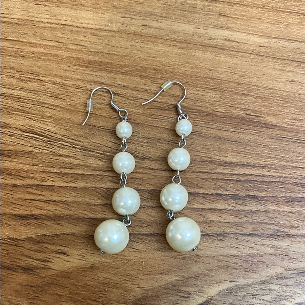 Elegant Pearl Drop Earrings